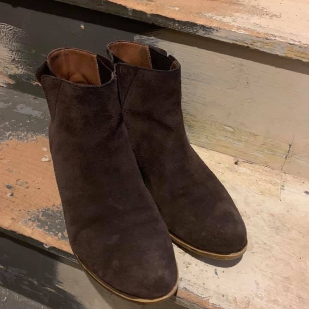 Lucky Brand low boots